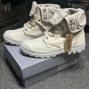 Palladium Men's Sneakers in Light Beige